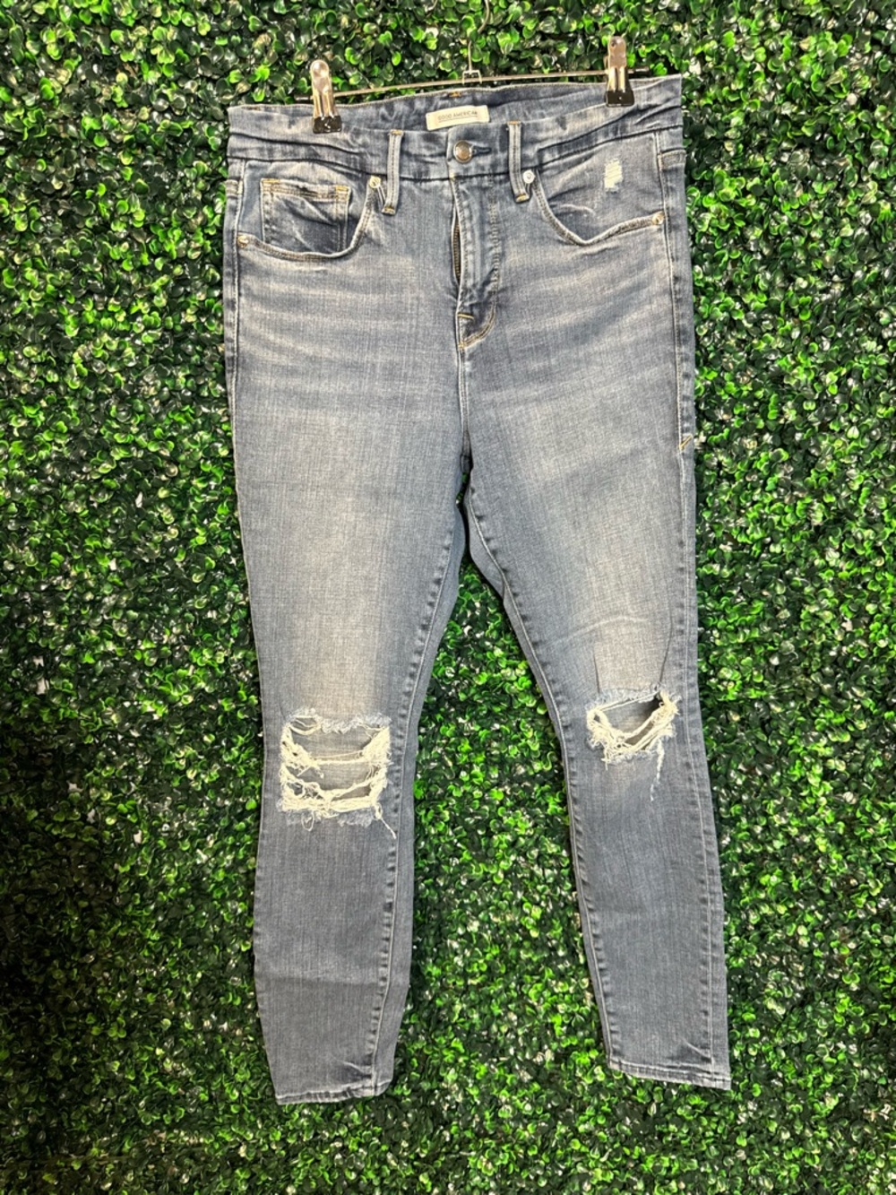Good American Distressed Medium Blue Skinny Jeans